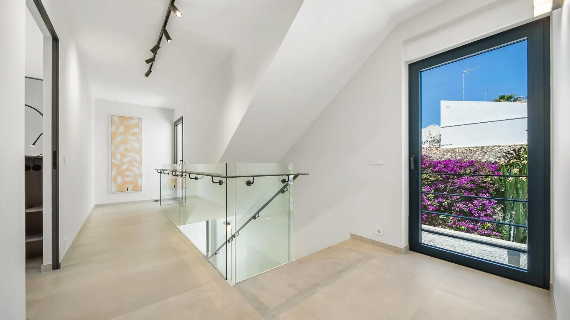Villa Rio Verde Beachfront Marbella