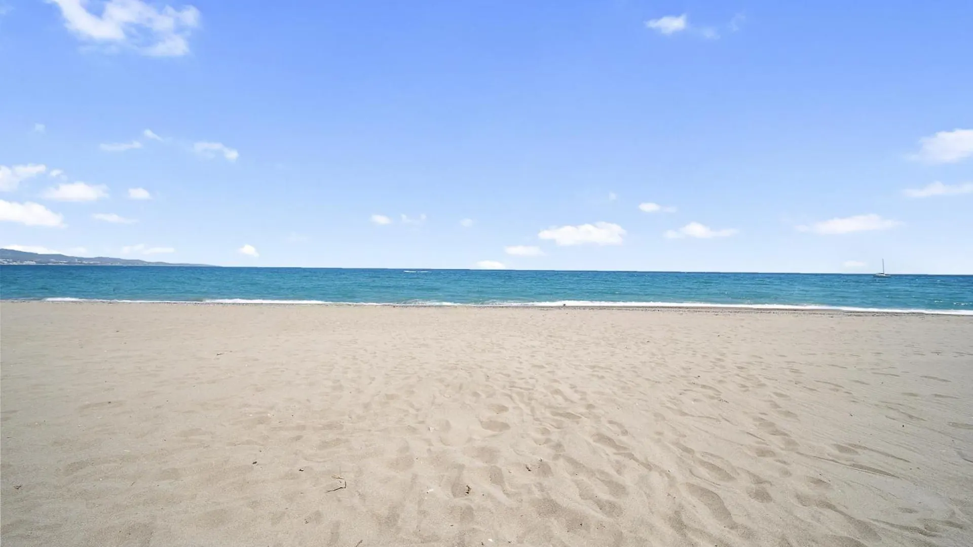 Villa Rio Verde Beachfront Marbella
