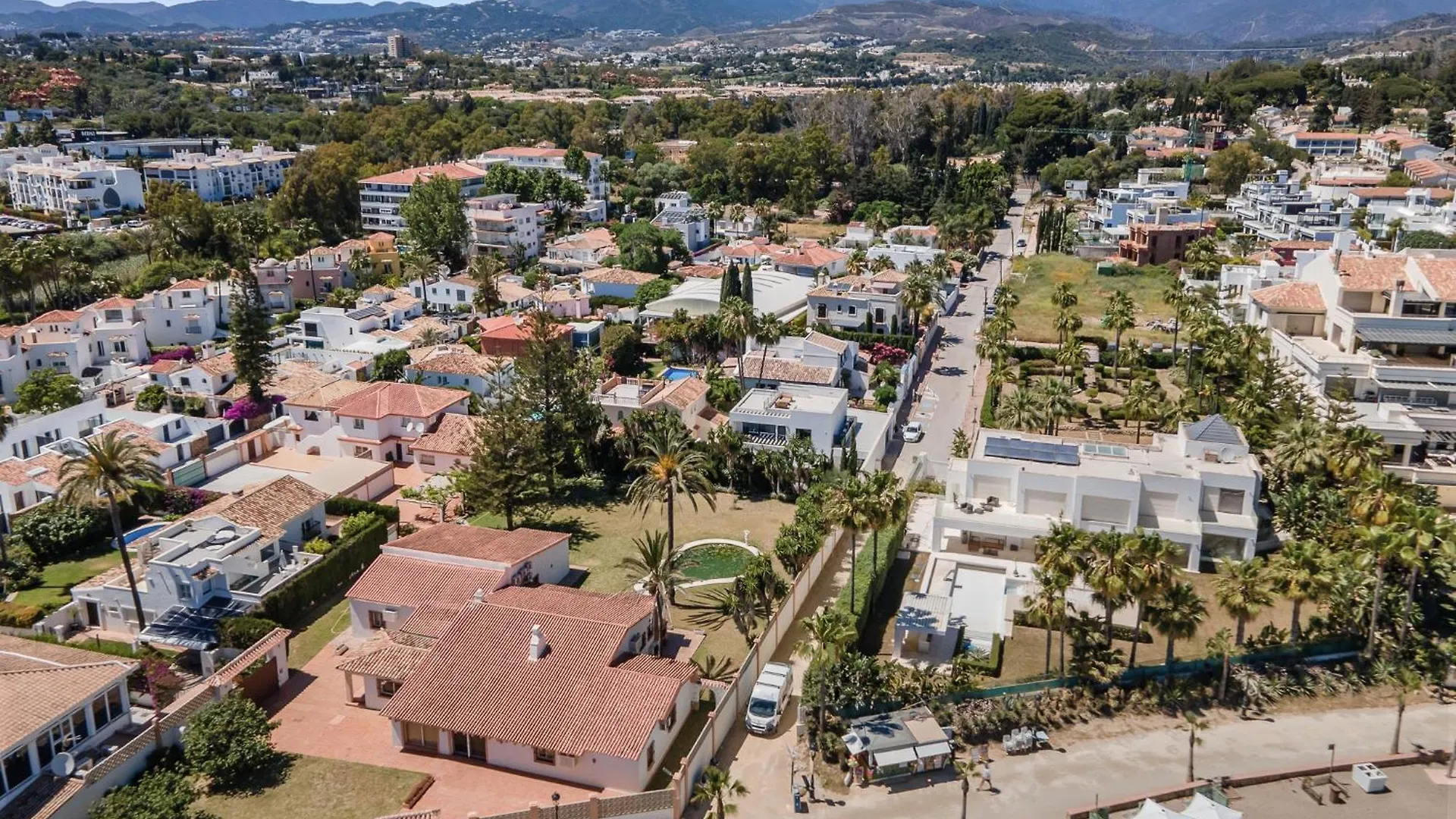 Villa Rio Verde Beachfront Marbella 0*,  Spain